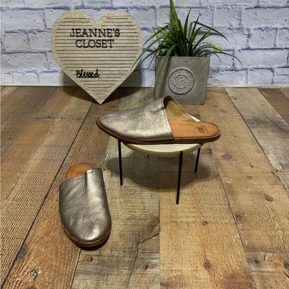 beek metallic Mules - Picture 3 of 7